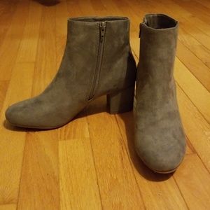 Charlotte Russe Shoes - NEVER WORN! Charolett Russe ankle booties Charlotte Russe Shoes - NEVER WORN! Charolett Russe ankle booties